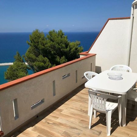 Appartamento Vista Mare Capo dʼOrlando מראה חיצוני תמונה
